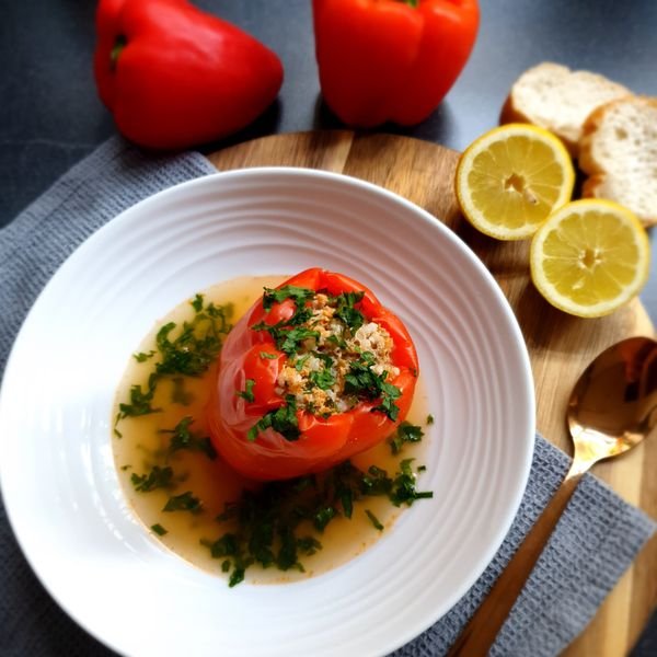Gevulde paprika met kruiden