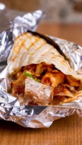 Kip shoarma wraps