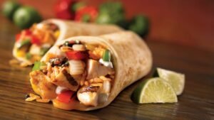 Wraps met pulled chicken en coleslaw
